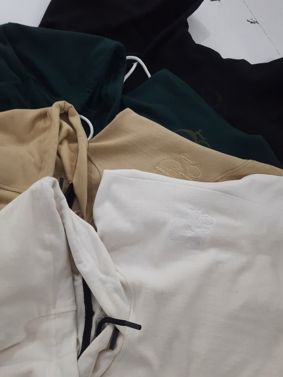 هودی اسپرت گلدوزی دونخ پنبه خارخورده گِرَم بالا